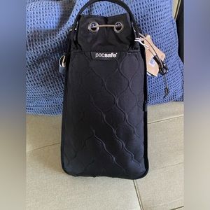 Travel safe 5L G11 anti theft portable safe by pacsafe